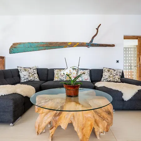 Palacio And Yurt - 2 Pools - Hot Tub - Fantastic Sea Views Вилла *