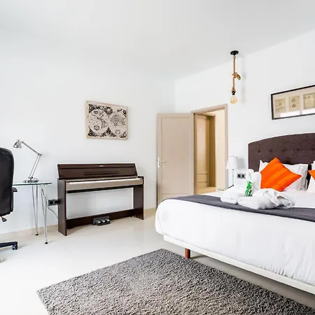 Palacio And Yurt - 2 Pools - Hot Tub - Fantastic Sea Views * Табайеско