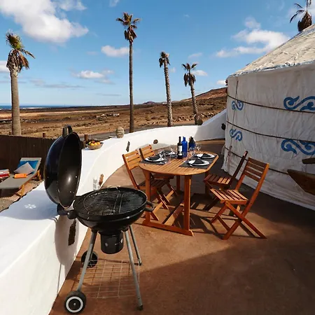 Palacio And Yurt - 2 Pools - Hot Tub - Fantastic Sea Views Табайеско