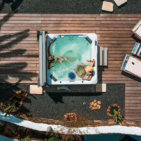 Palacio And Yurt - 2 Pools - Hot Tub - Fantastic Sea Views Вилла