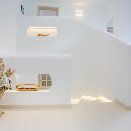 Palacio And Yurt - 2 Pools - Hot Tub - Fantastic Sea Views *