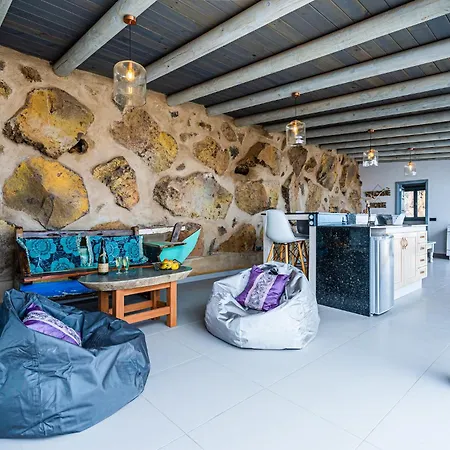 Вилла Palacio And Yurt - 2 Pools - Hot Tub - Fantastic Sea Views