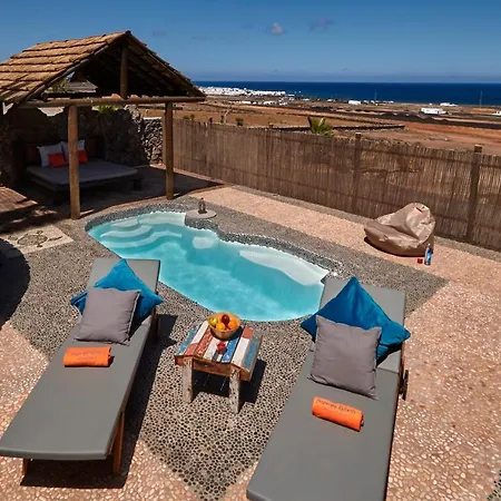 Palacio And Yurt - 2 Pools - Hot Tub - Fantastic Sea Views Вилла *