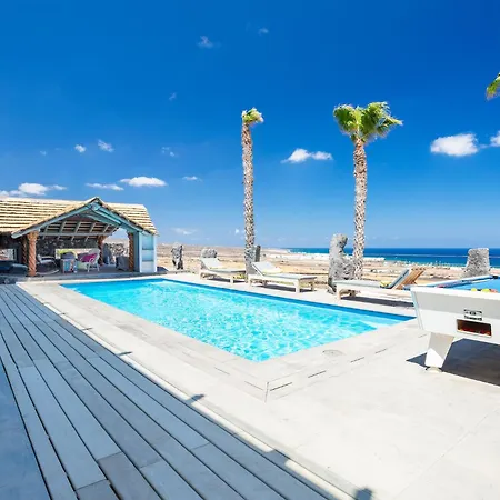 Palacio And Yurt - 2 Pools - Hot Tub - Fantastic Sea Views Vila Tabayesco