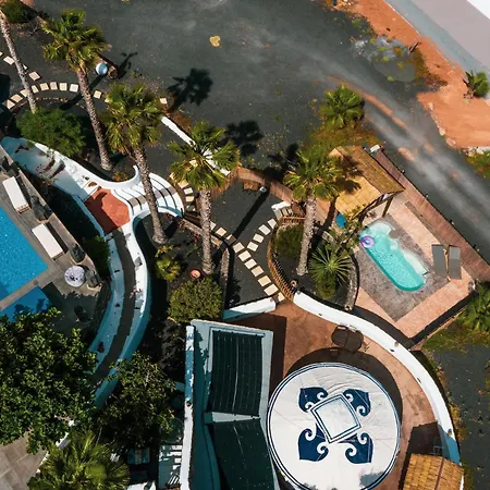Vila Palacio And Yurt - 2 Pools - Hot Tub - Fantastic Sea Views Tabayesco