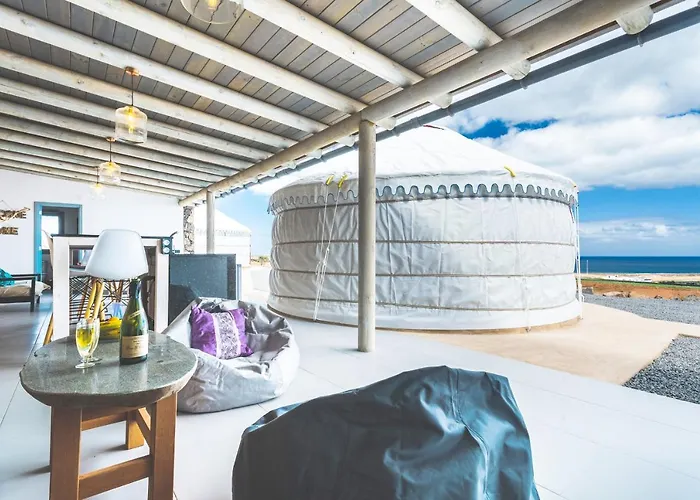Palacio And Yurt - 2 Pools - Hot Tub - Fantastic Sea Views 别墅 *